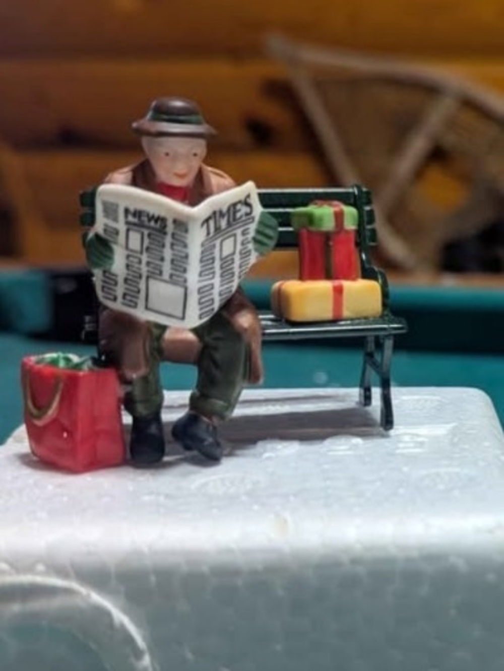 Department 56 - The Heritage Village Collection - Rest Ye Merry Gentlemen